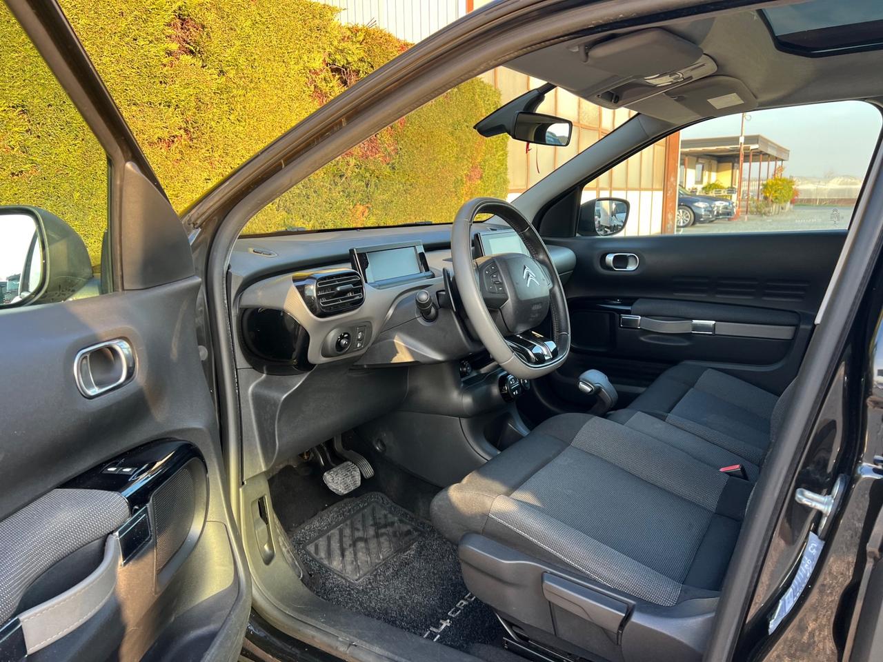 Citroen C4 Cactus BlueHDi 100 S&S ETG6 Shine