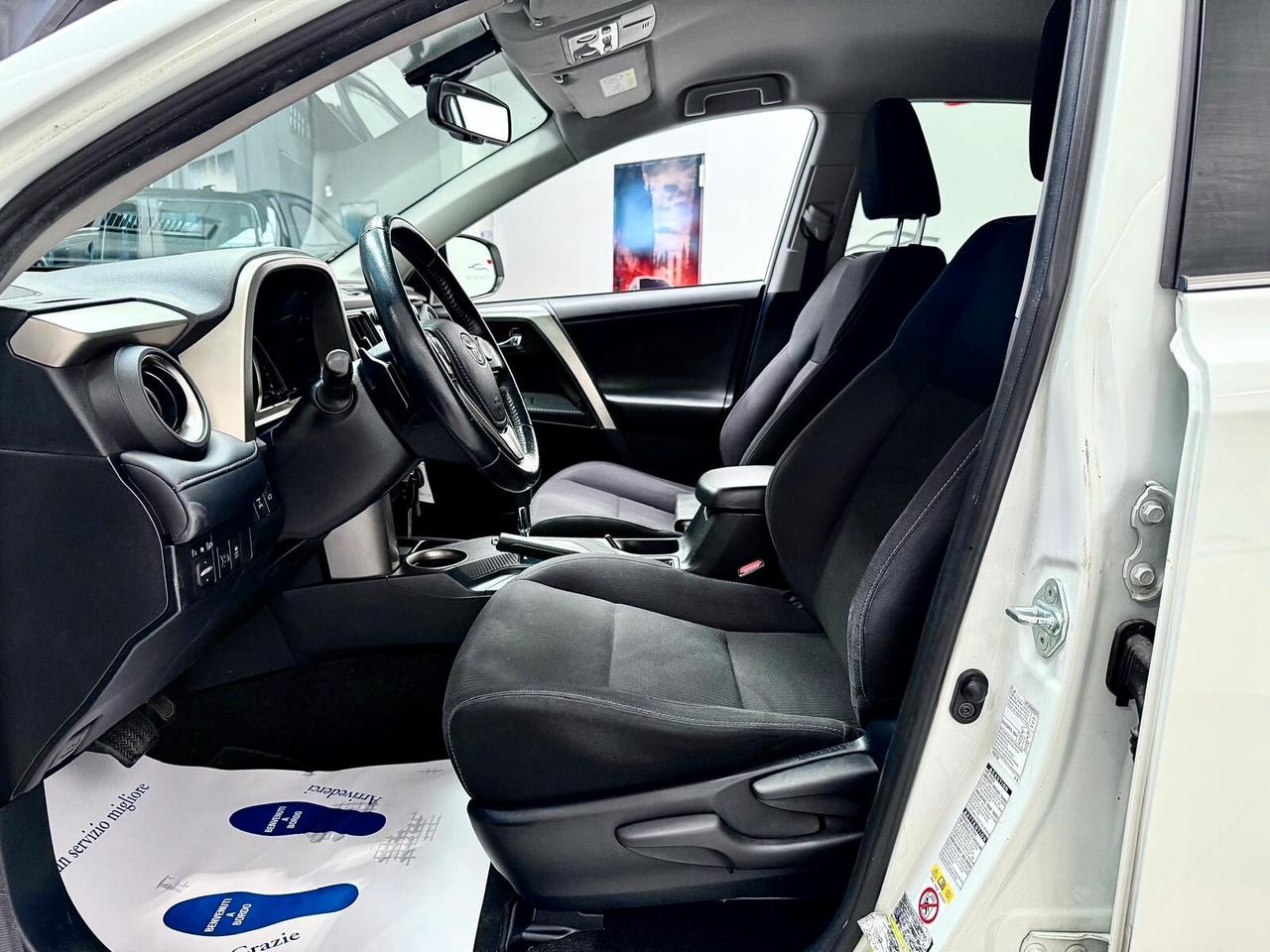 Toyota RAV 4 RAV4 2.2 D-4D 4WD Lounge