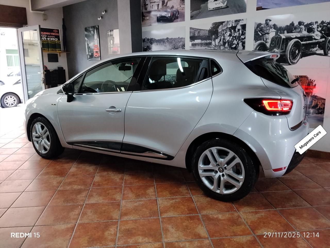 Renault Clio dCi 1.5 diesel 90 CV 5 porte Moschino Life