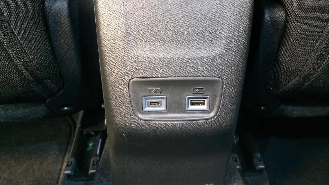 Peugeot 2008 Hybrid 145 e-DCS6 Allure - 2025 - AZIENDALE