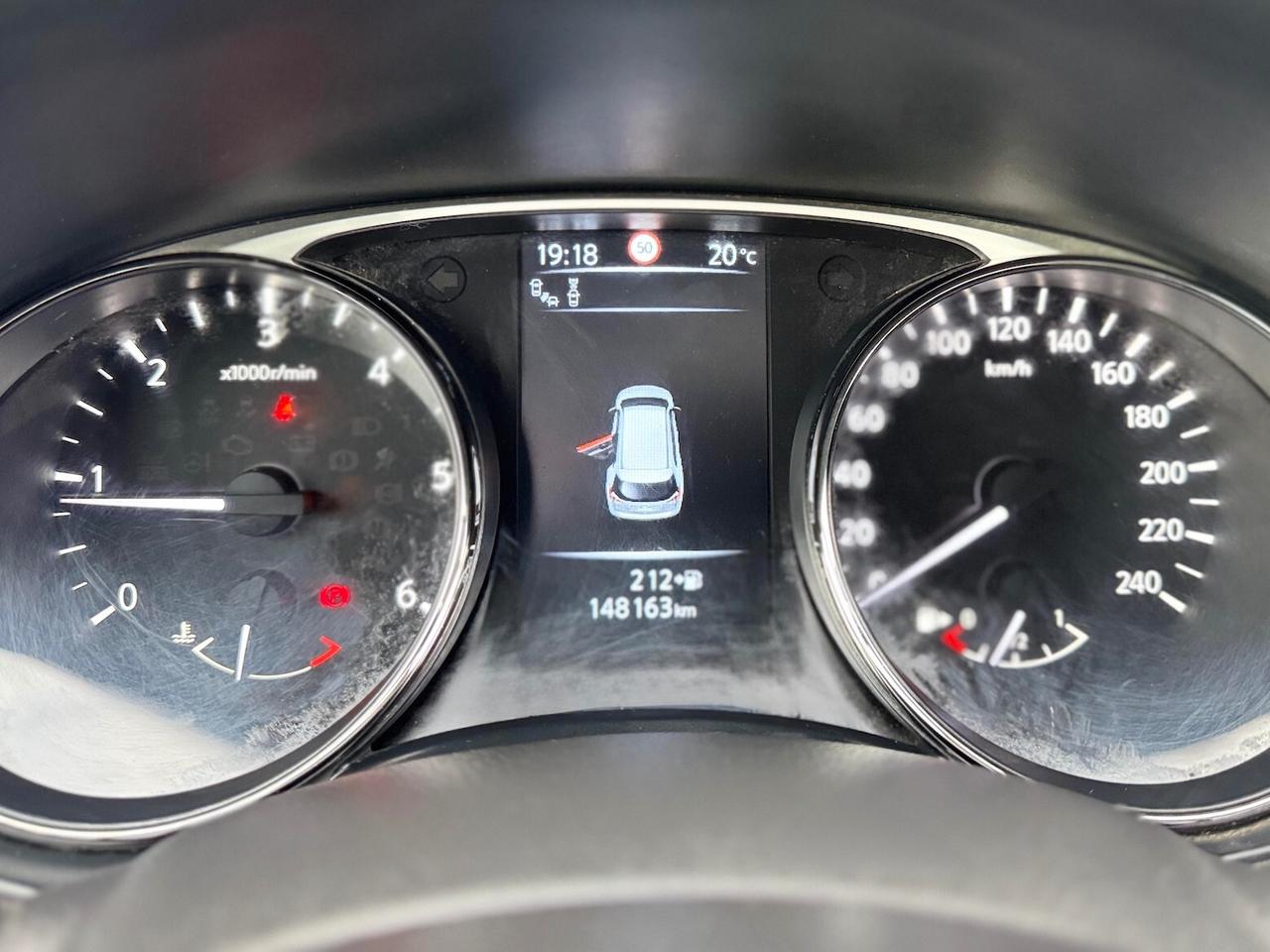 Nissan X-Trail 1.6 dCi 4WD Tekna E5 - 2015
