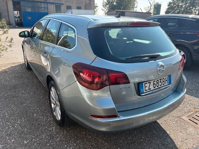 Opel Astra 1.6 CDTI EcoFLEX S&S Sports Tourer Cosmo