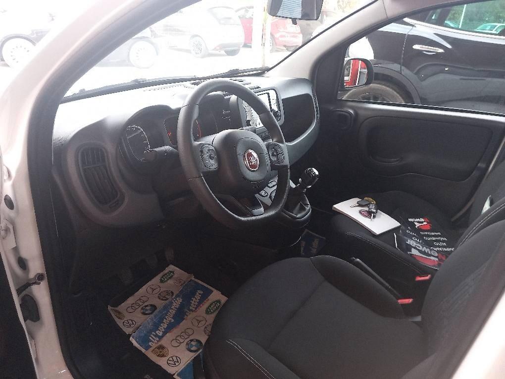 Fiat Panda 1.0 FireFly S&S Hybrid KM 18000 MONITOR SENSORI COMANDI VOLANTE GARANZIA