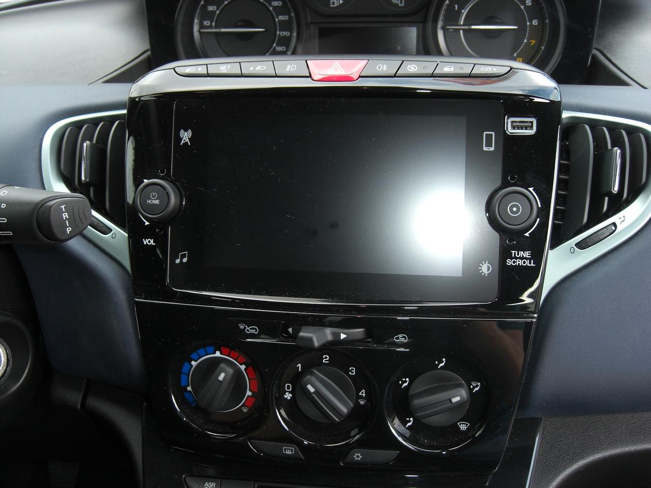 Lancia Ypsilon 1.0 FireFly 5 porte S&S Hybrid Platino