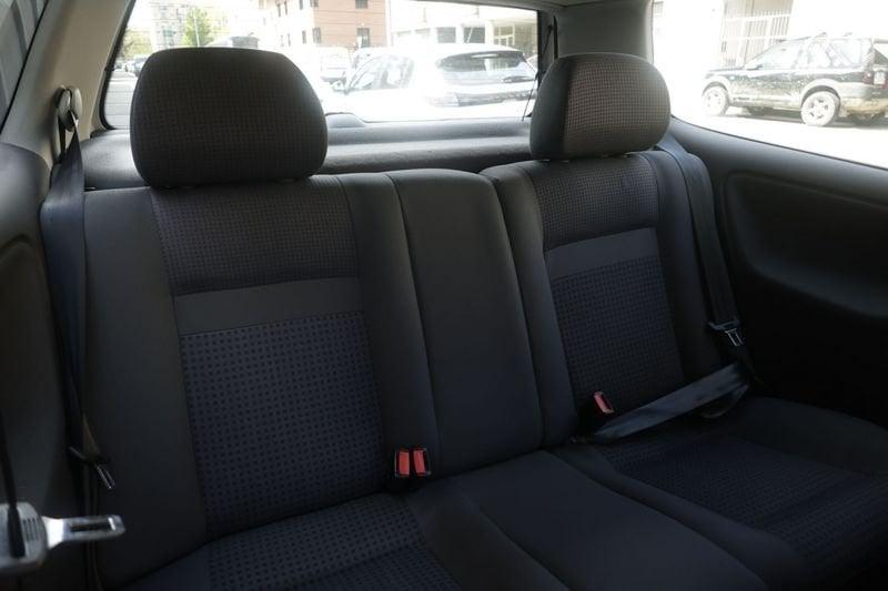 Volkswagen Polo Volkswagen Polo 1.9 47KW ANNO 2000