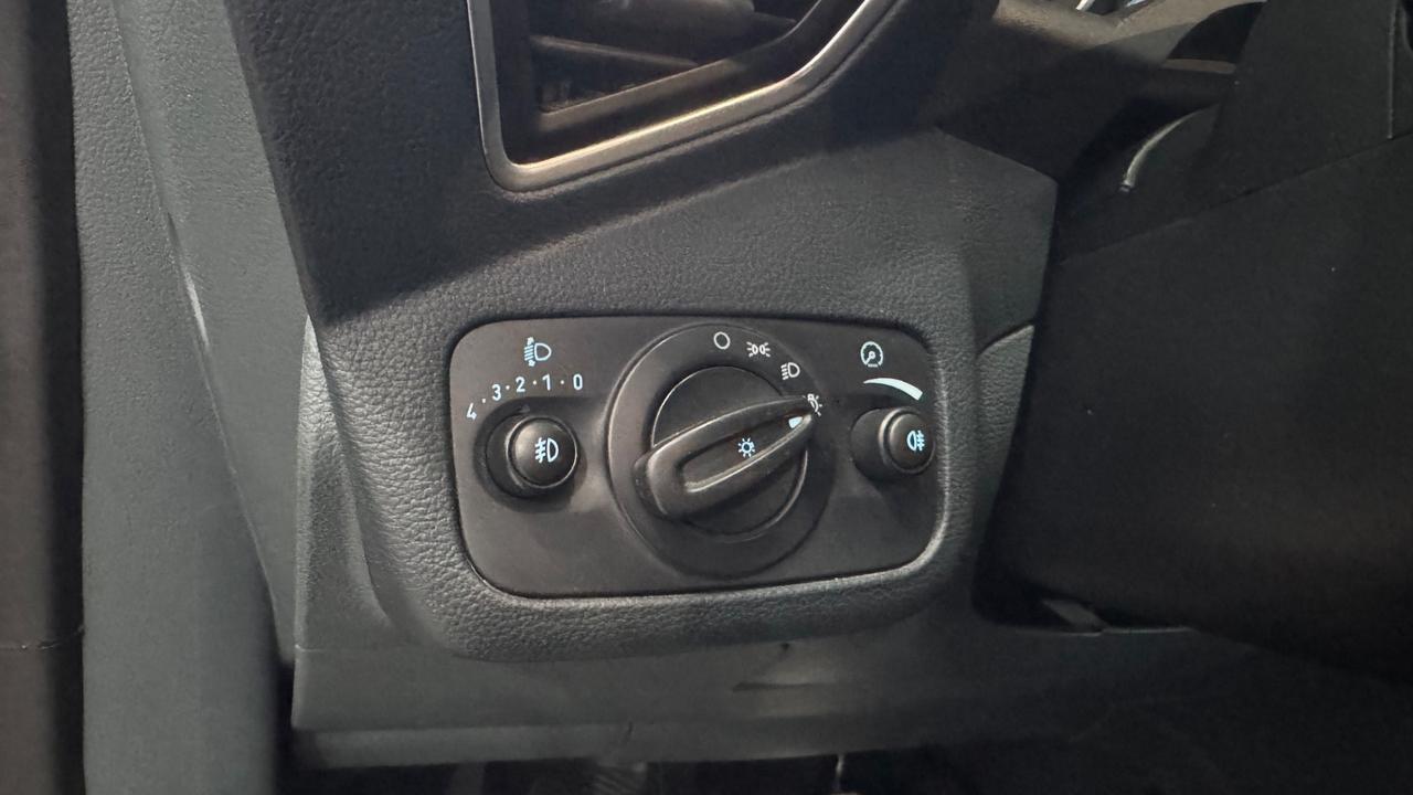 Ford C-Max 1.6 TDCi 115CV Titanium pack-2012