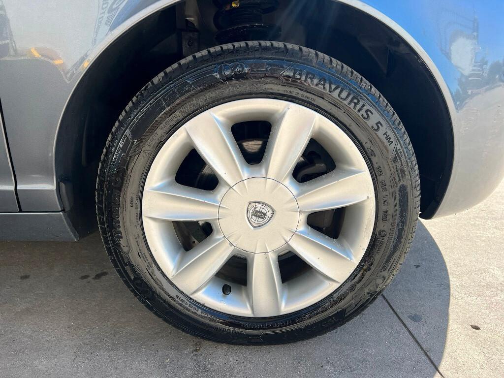 Lancia Ypsilon 1.2 60 CV / PERFETTA / GARANZIA
