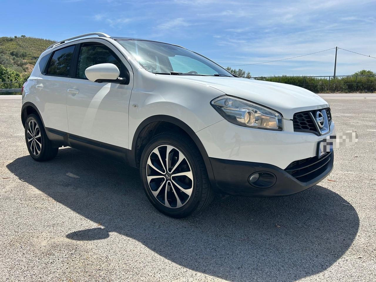 Nissan Qashqai 1.6 dCi DPF 360