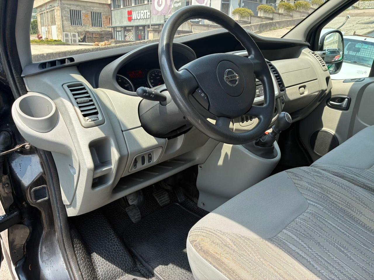 Nissan Primastar 2.0 DCI 115CV 9 POSTI