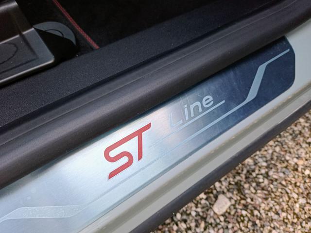 FORD Puma 1.0 EcoBoost Hybrid Automatica ST-Line X