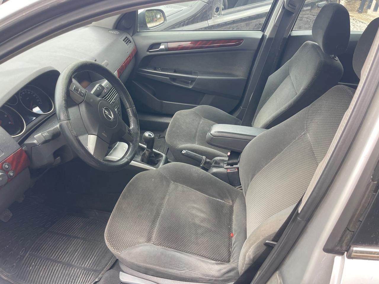 Opel Astra 1.7 CDTI 101CV 5 porte Cosmo