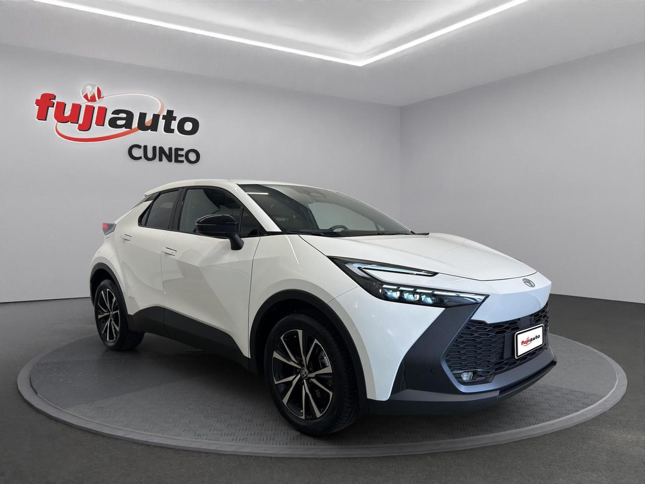 Toyota C-HR 2.0 phev Trend fwd e-cvt
