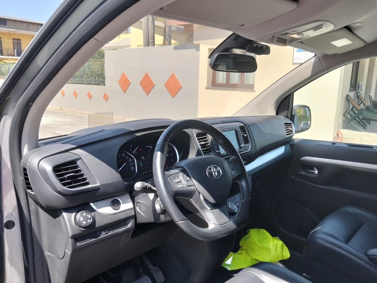 Toyota Proace Verso 2.0D 180cv Luxury 2021
