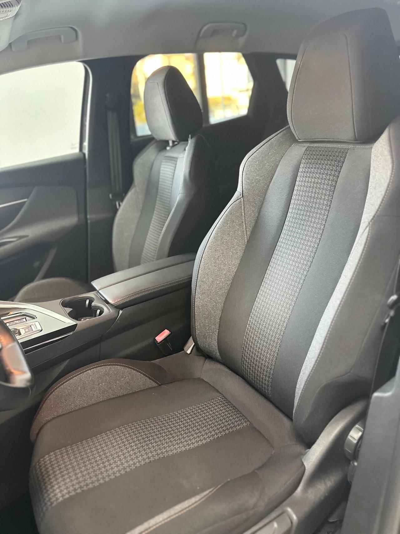 Peugeot 3008 BlueHDi 130 S&S Allure