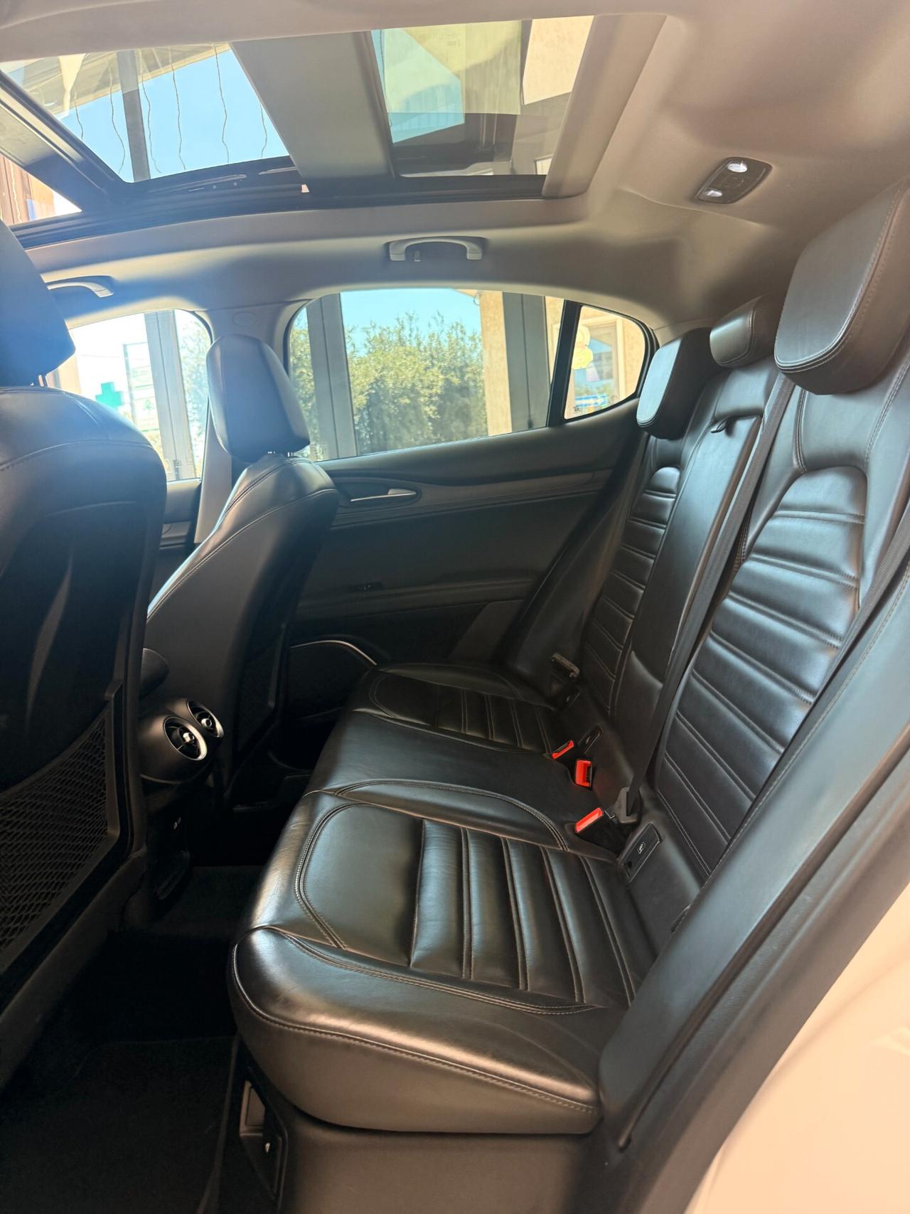 Alfa Romeo Stelvio 2.2 t Super Q4 210cv auto TETTO APRIBILE,TELECAMERA,SEDILI RISCALDABILI,NAVI,ANDROID AUTO,BLOCK SHAF