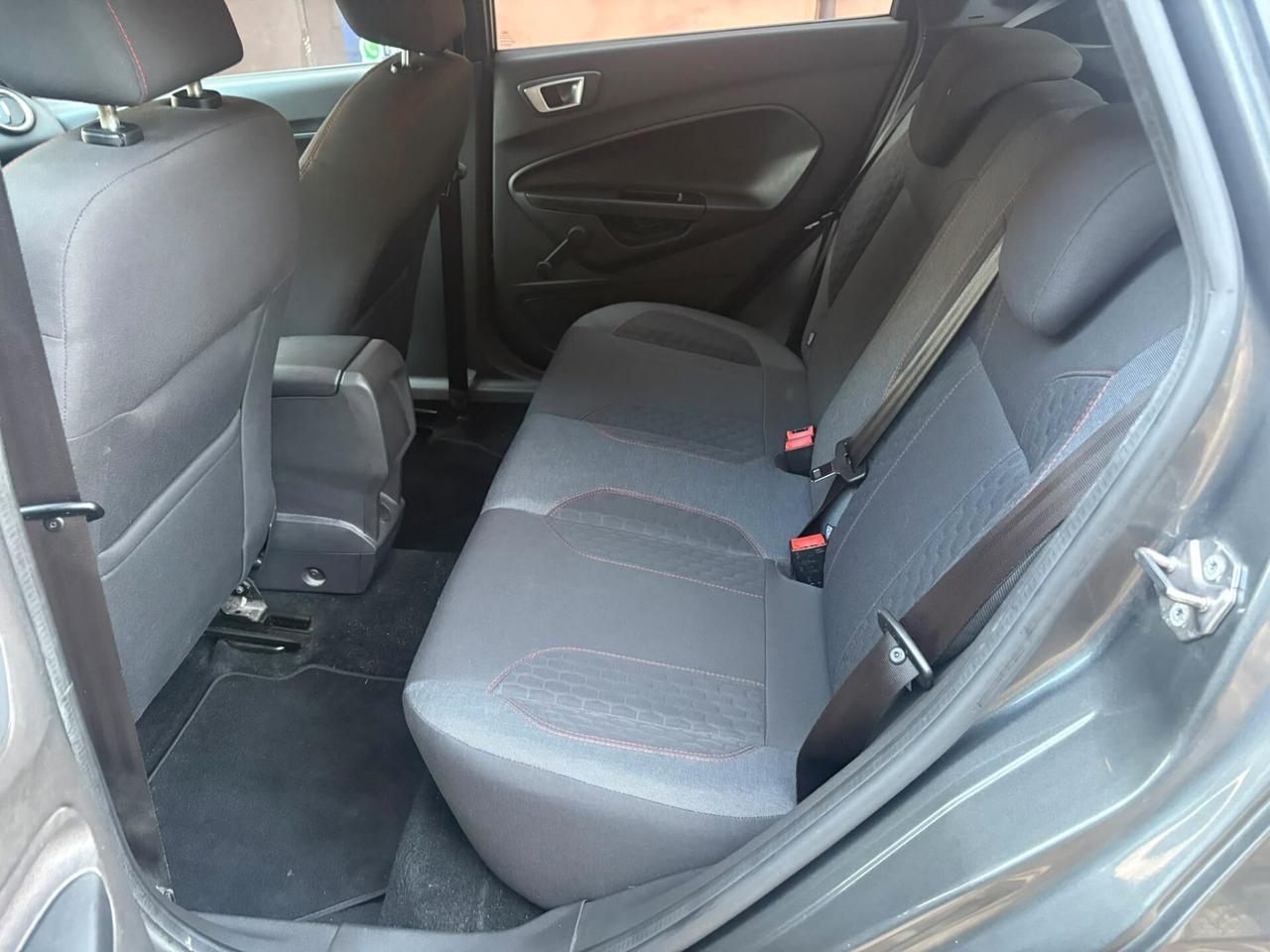 Ford Fiesta 1.5 TDCi 95CV 5 porte ST-Line