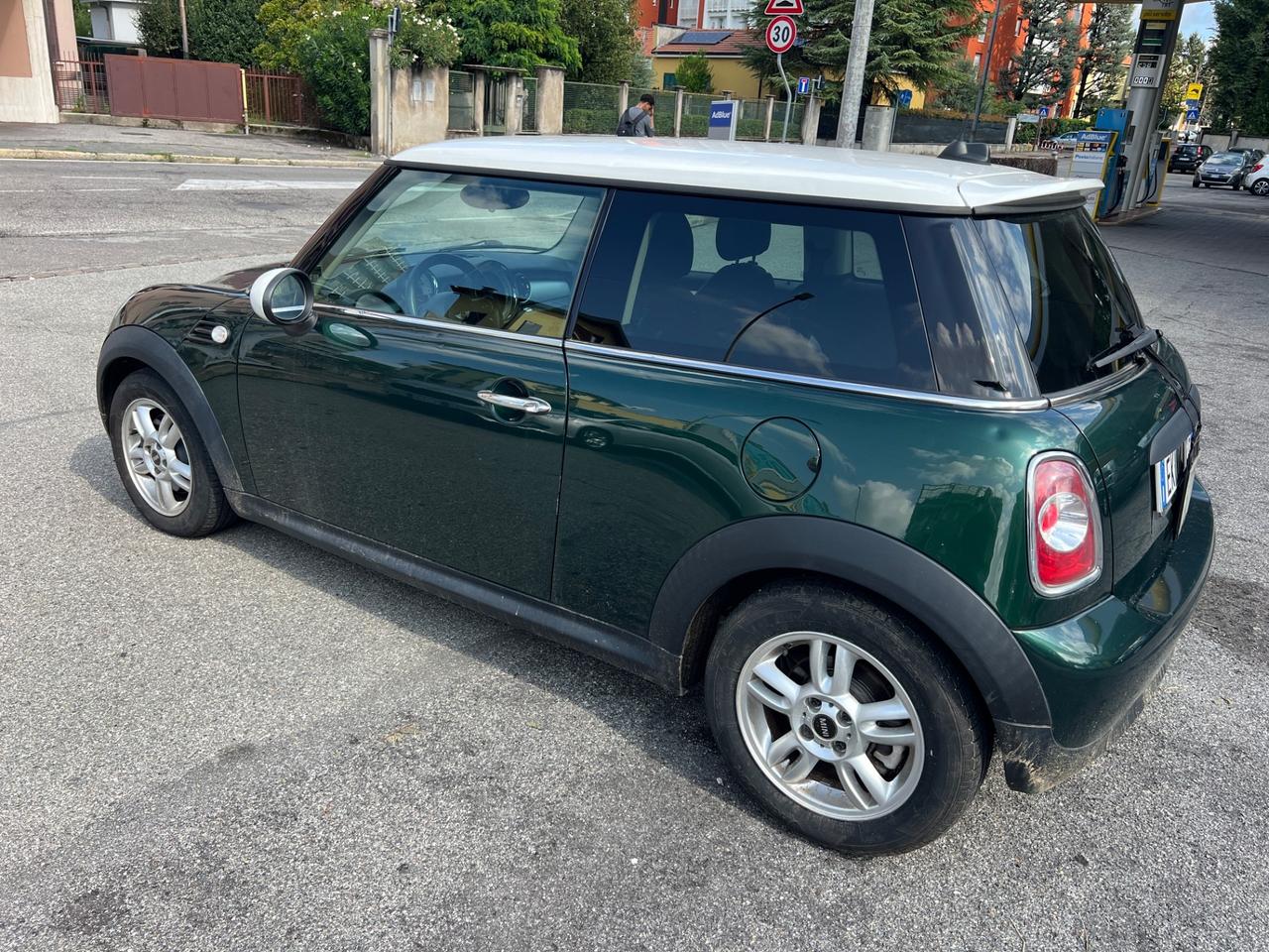 Mini 1.6 16V One (55kW)