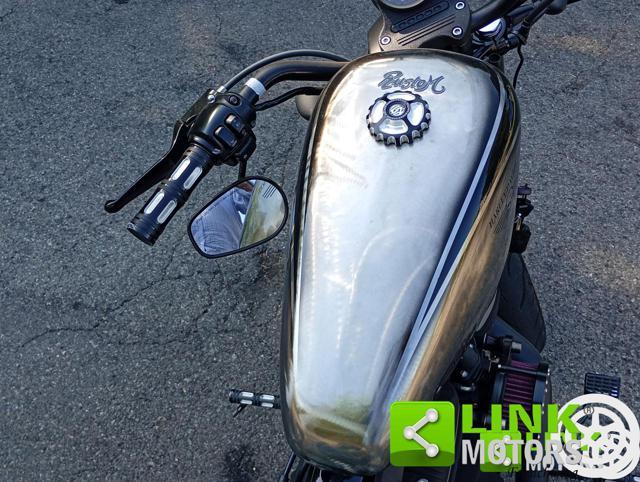 HARLEY-DAVIDSON 883 Iron 2012