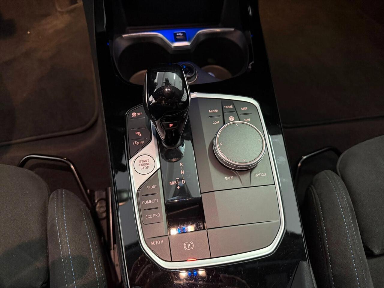 Bmw 118 118d 5p. Msport