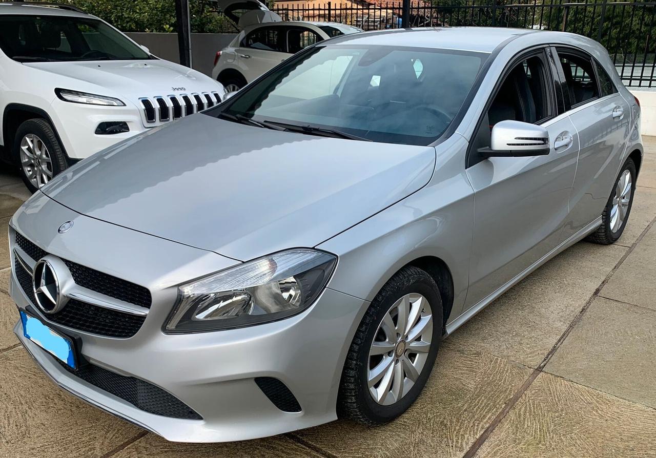 Mercedes-benz A 220 d Automatic Business