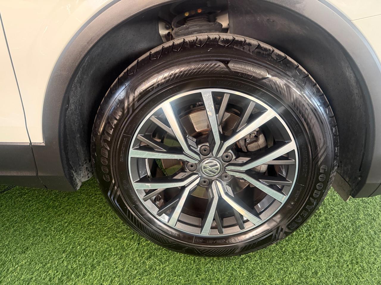 TIGUAN 2.0 BUSINES 4 MOTION DSG