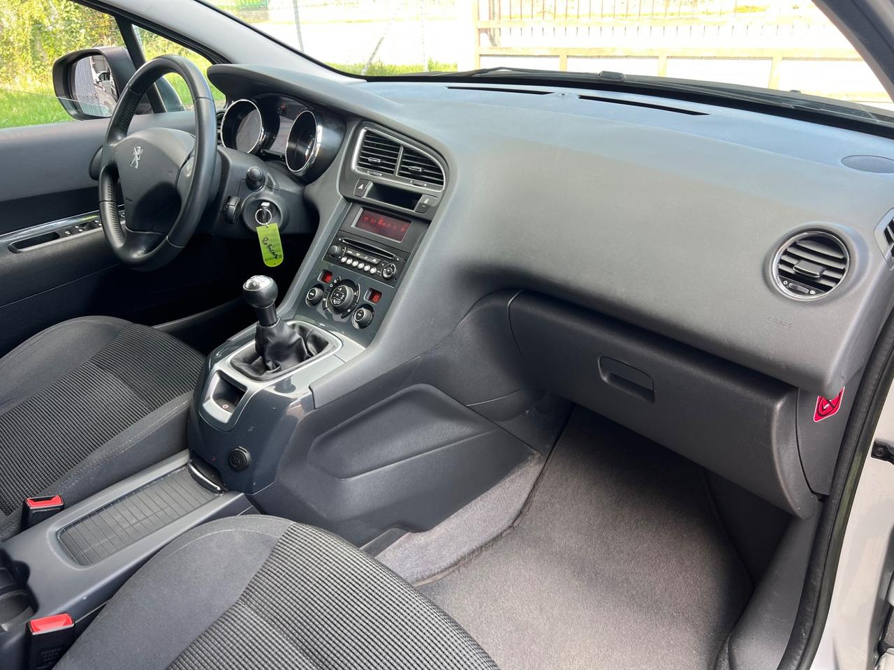Peugeot 5008 1.6 VTi 120CV 7 POSTI - GANCIO TRAINO
