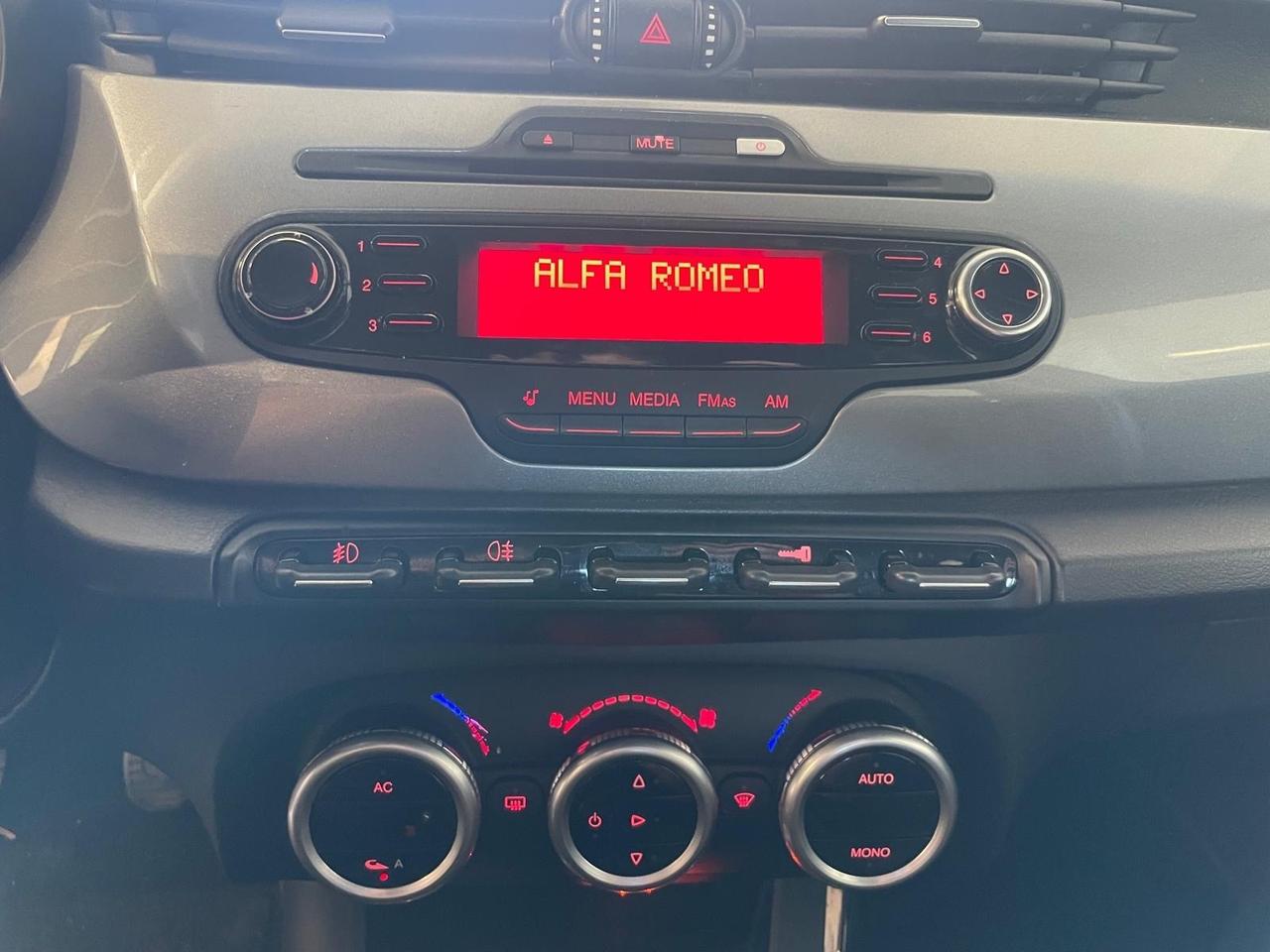 Alfa Romeo Giulietta 1.4 Turbo 120 CV GPL Distinctive