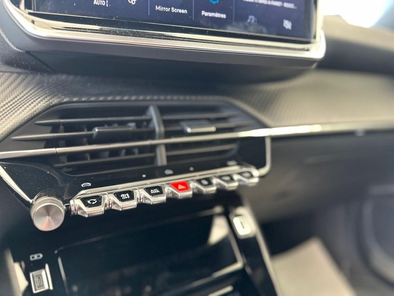 Peugeot 2008 Hybrid 145 e-DCS6 Allure