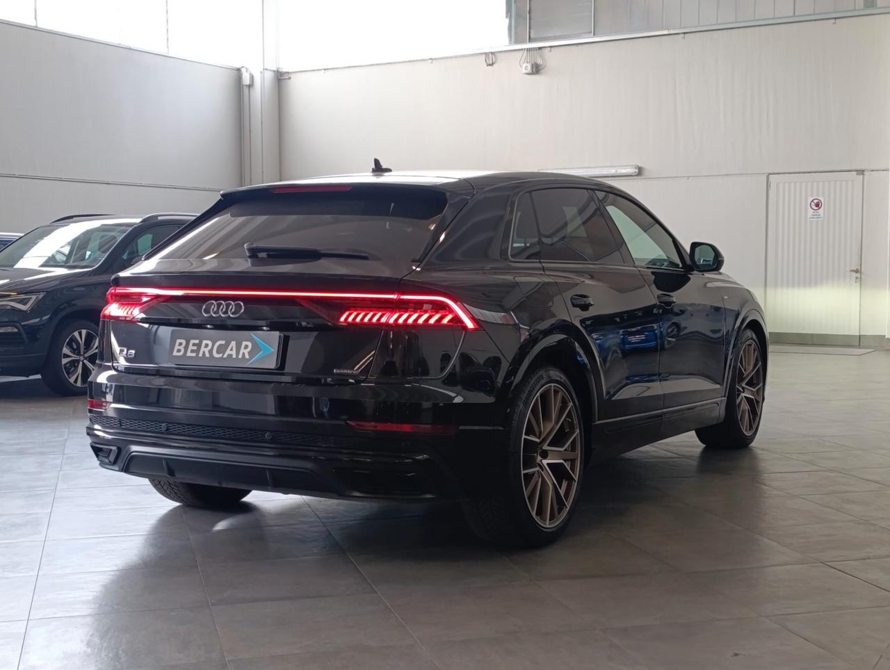 Audi Q8 60 3.0 tfsi e S line Plus quattro tiptronic