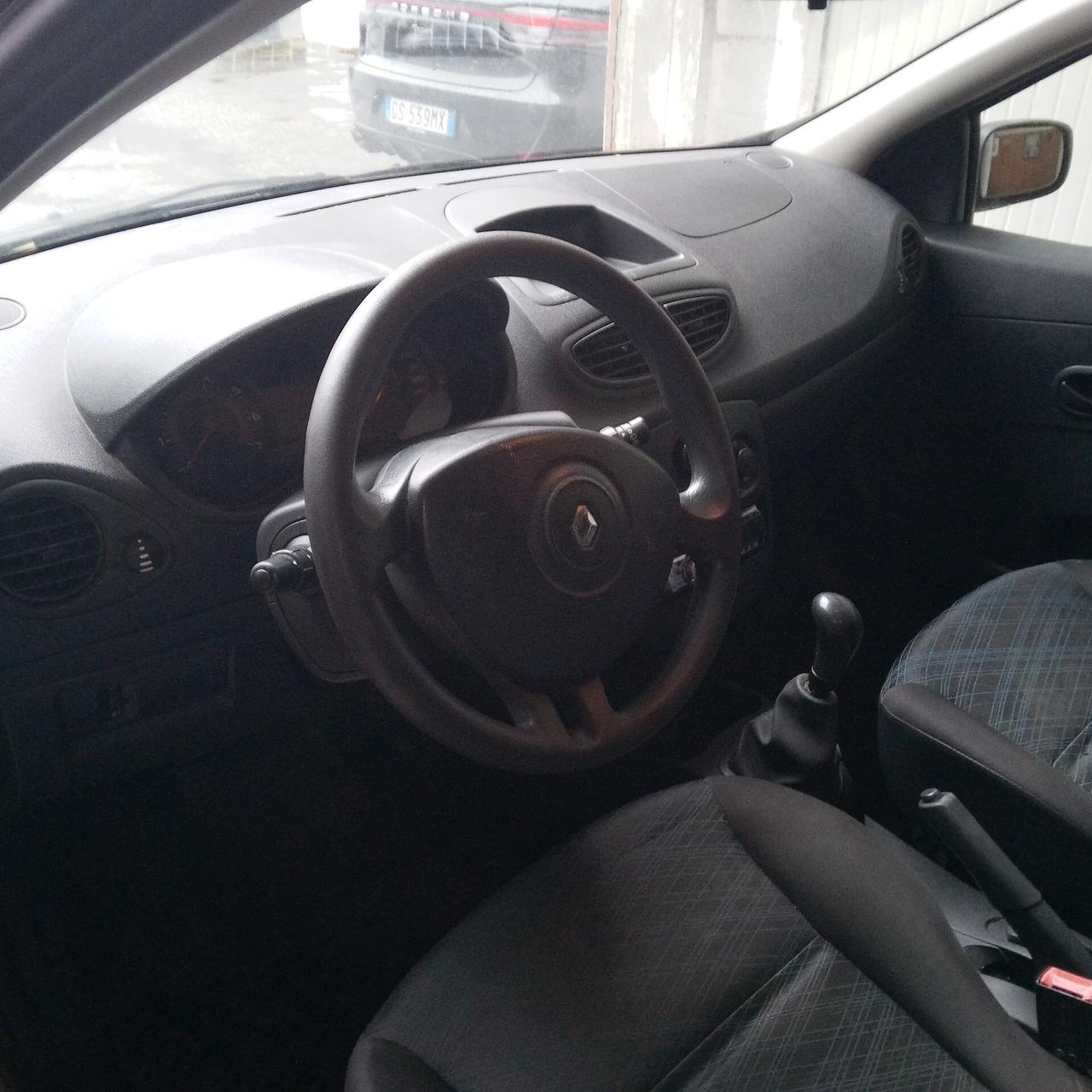 Renault Clio 1.2 16V 5 porte