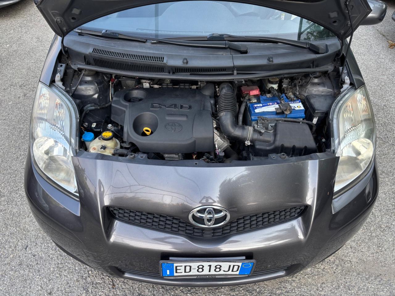 Toyota Yaris 1.4 D-4D 5 porte OK NEOPATENTATI