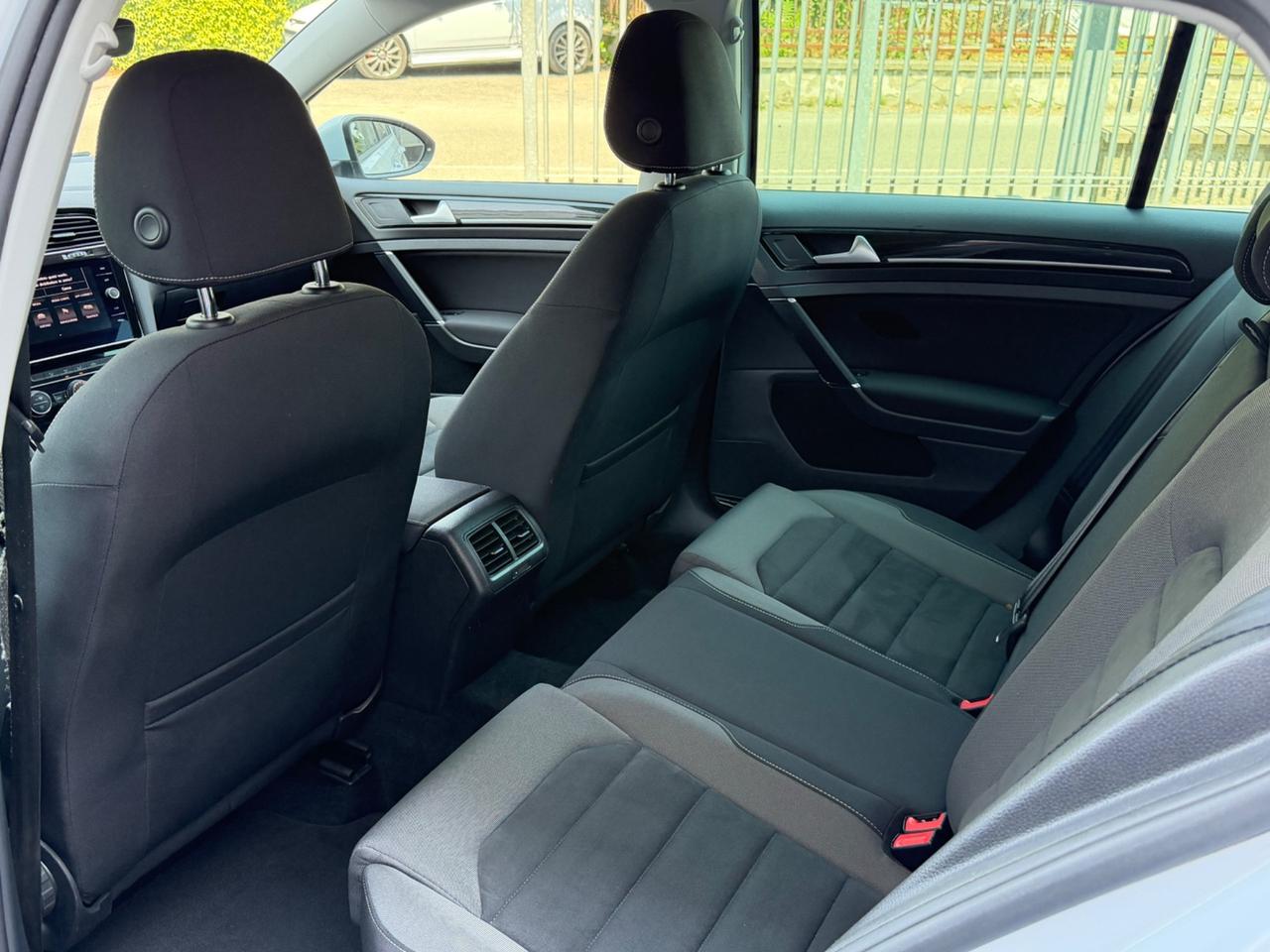 Volkswagen Golf 1.6 TDI 115 CV 5p. Highline BlueMotion DIGITAL