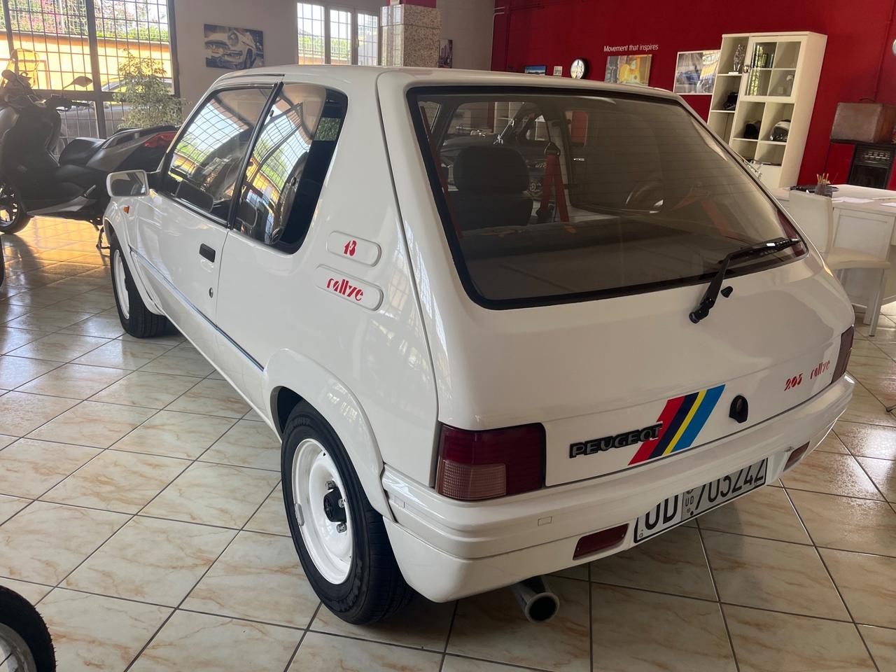 Peugeot 205 1.3 3 porte Rallye