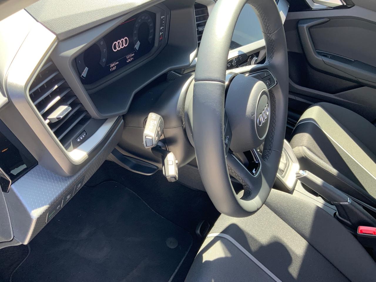 Audi A1 allstreet 30 TFSI S tronic Identity Contrast