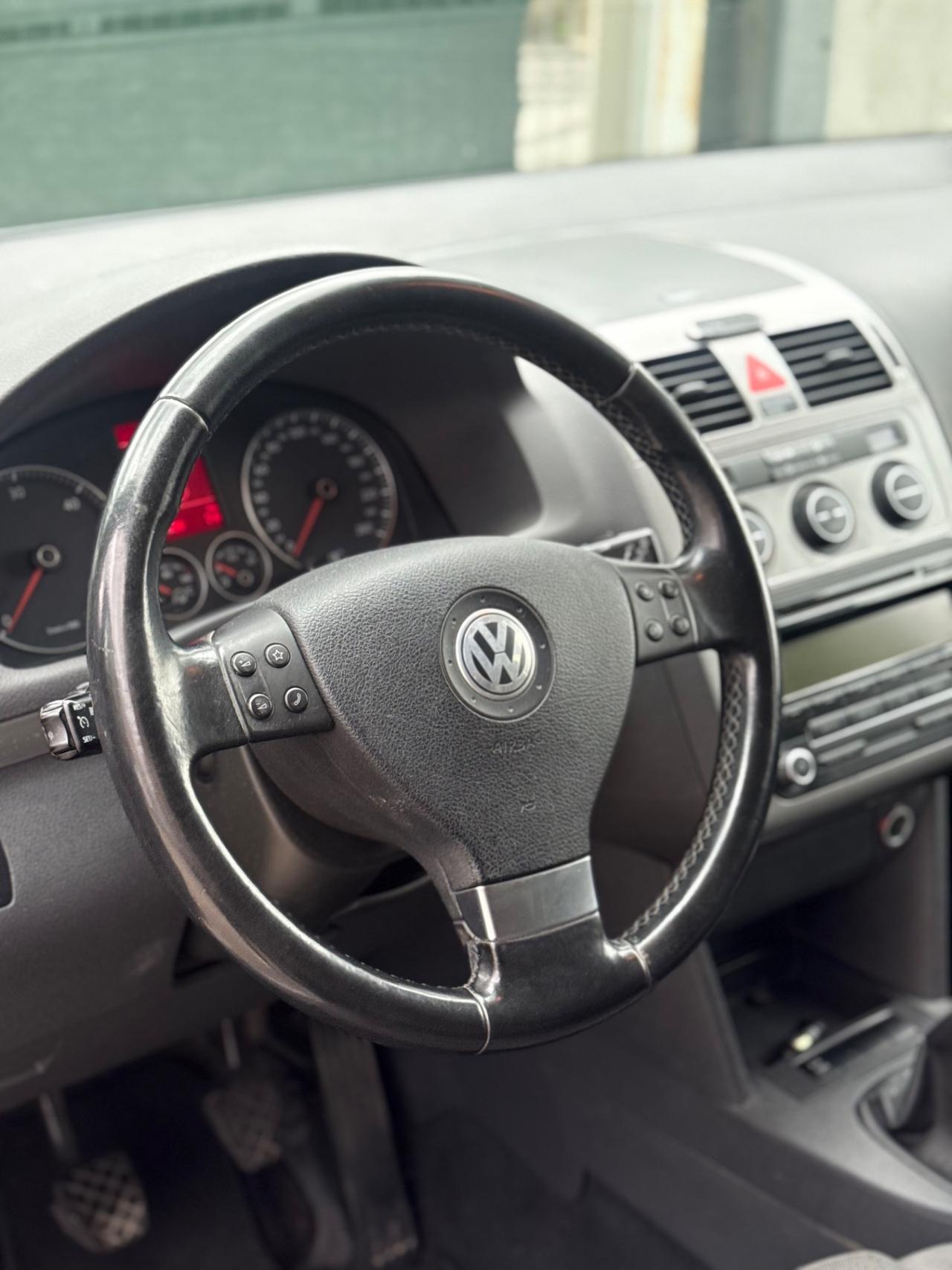Volkswagen Touran 2.0 TDI DPF Highline