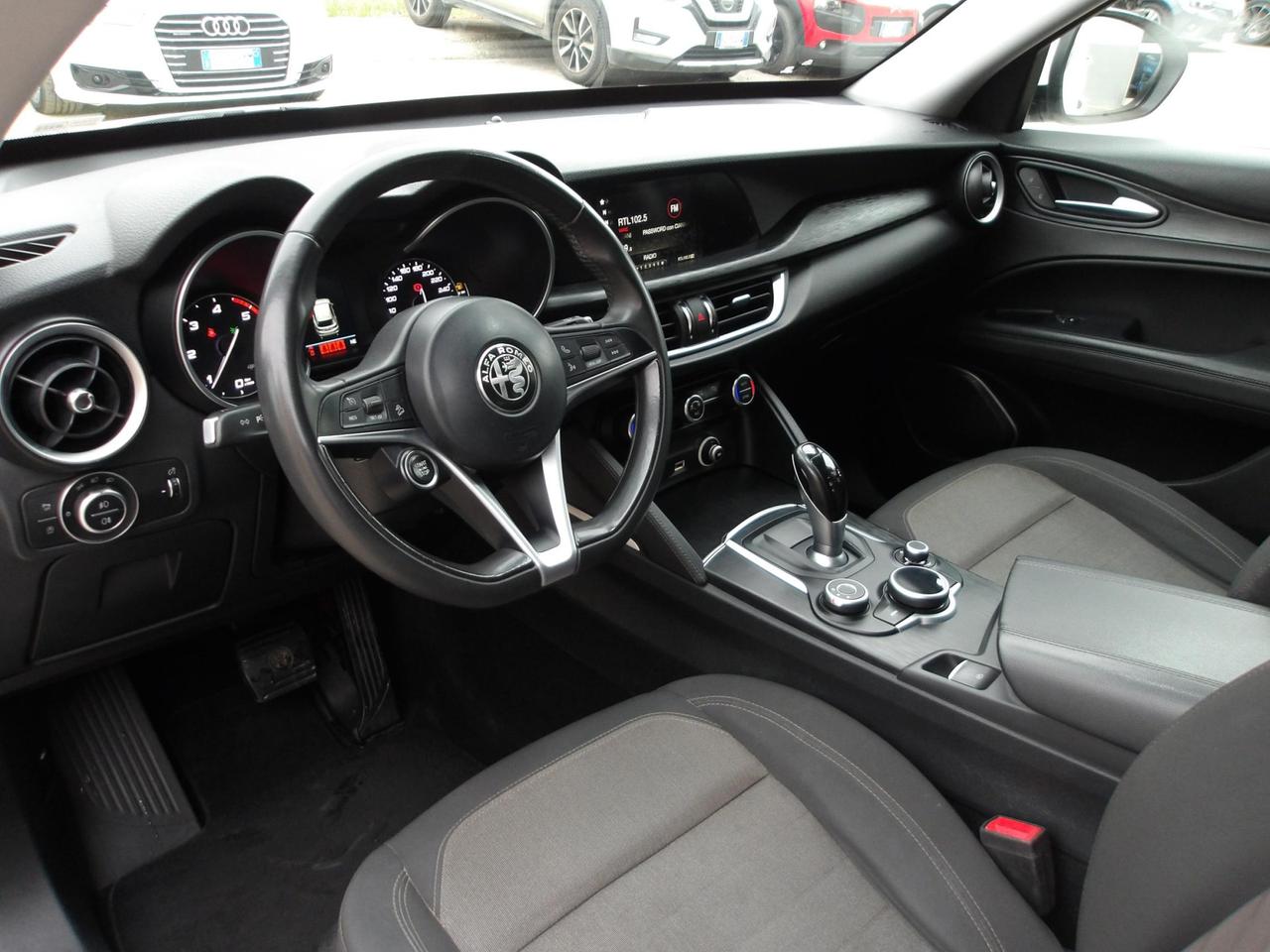 Alfa Romeo Stelvio 2.2 t Super rwd 180cv auto