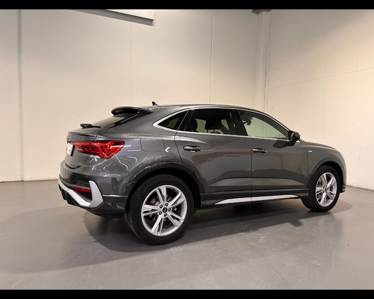 AUDI Q3 SPORTBACK 35 TDI S-TRONIC S-LINE EDITION