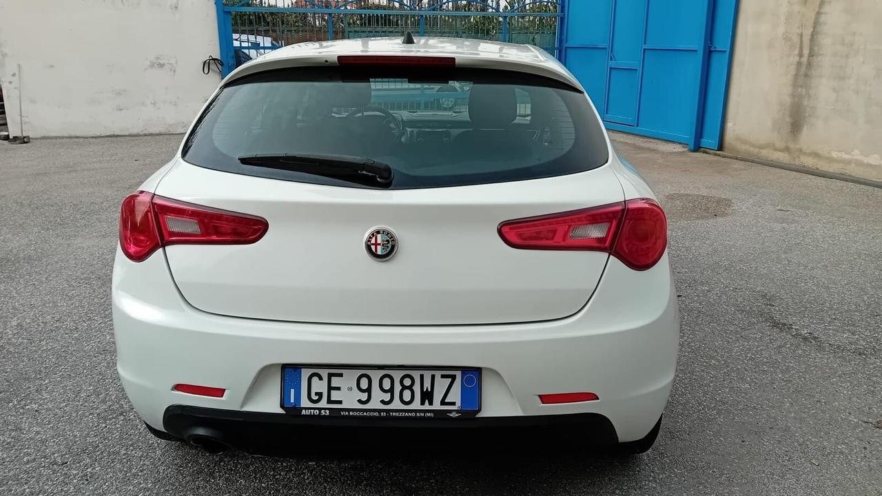 Alfa Romeo Giulietta Alfa Romeo giulietta 1.6 mjt-