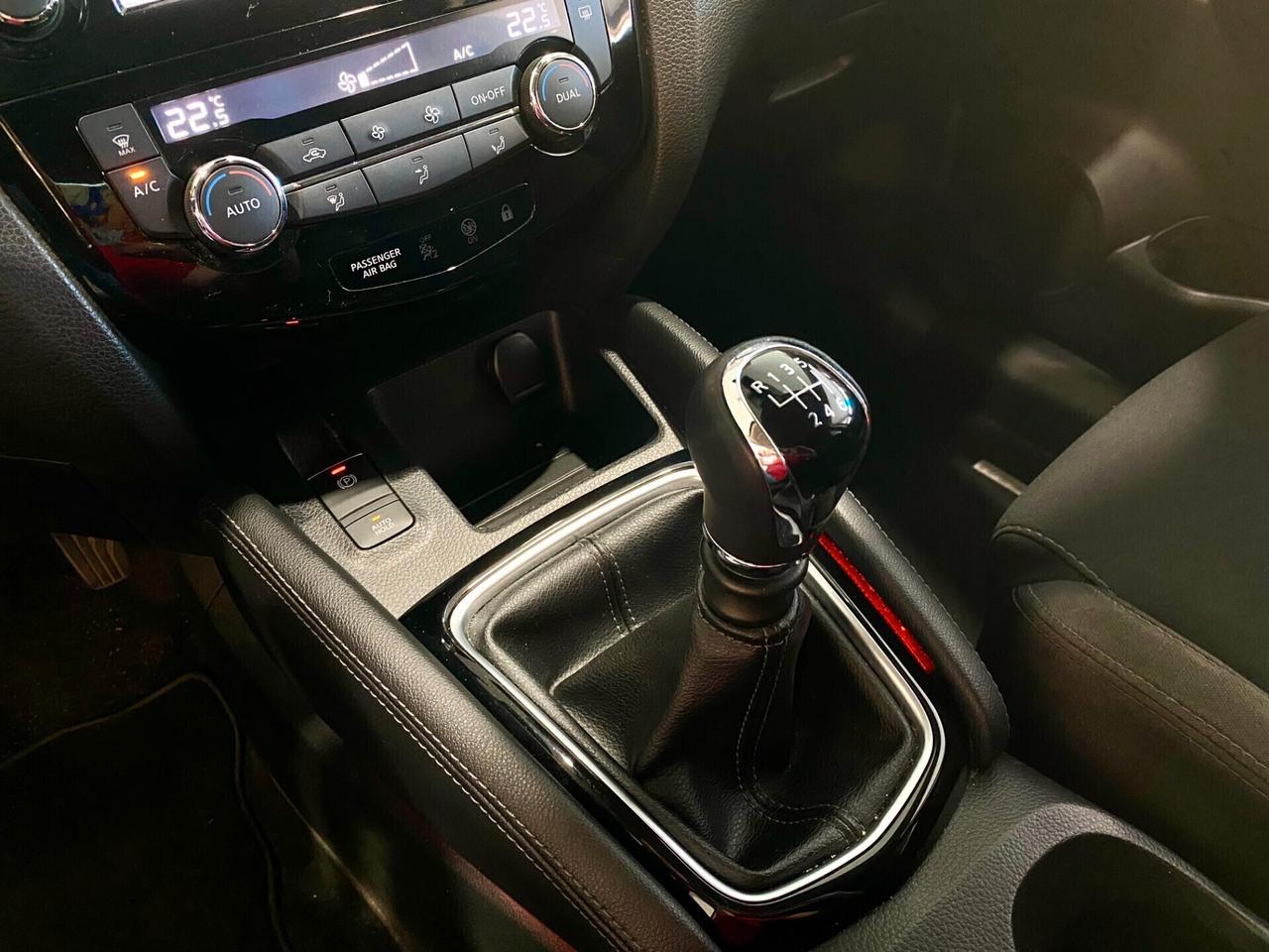 Nissan Qashqai 1.5 dCi N-Connecta