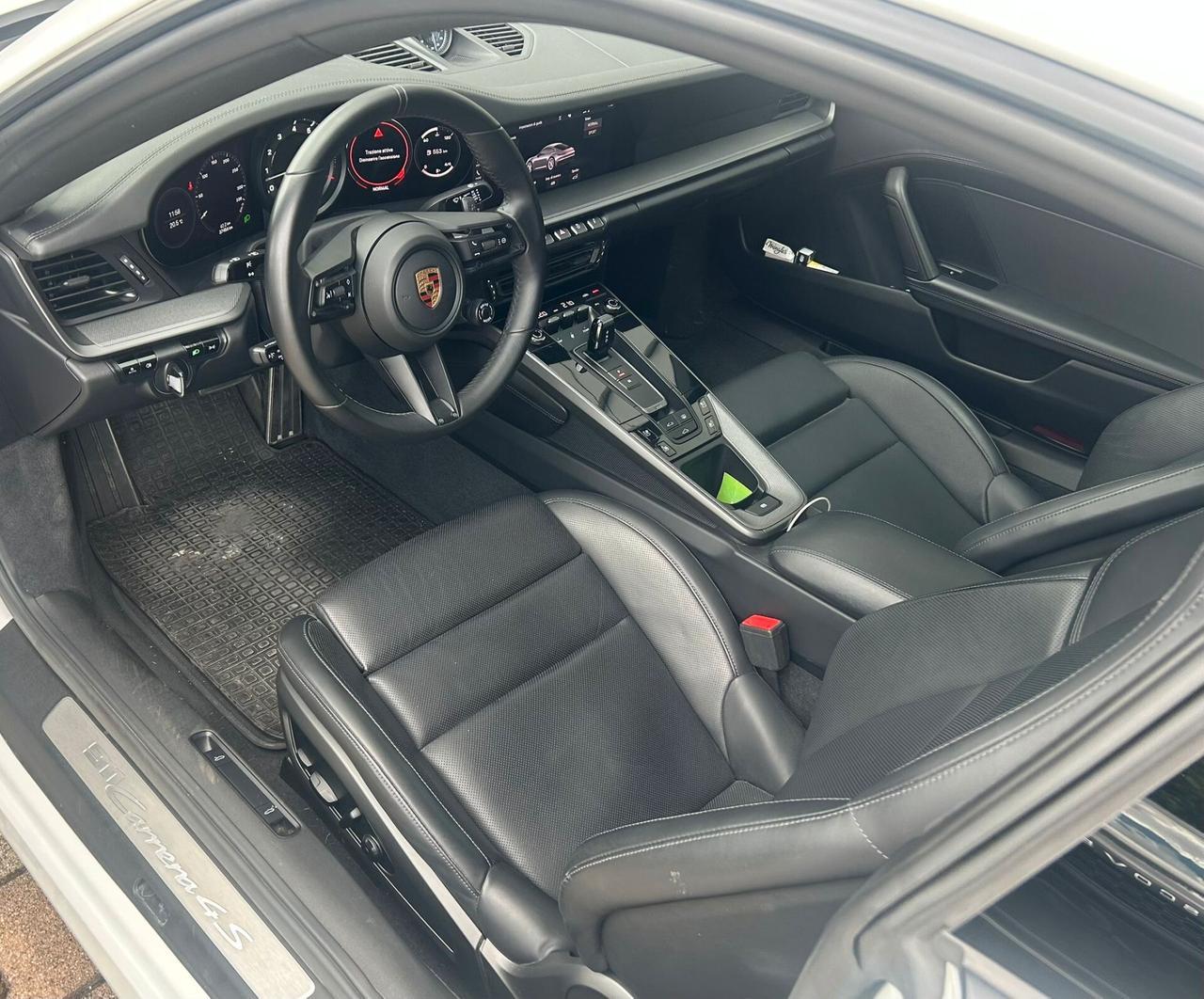 Porsche 911 Carrera 4S