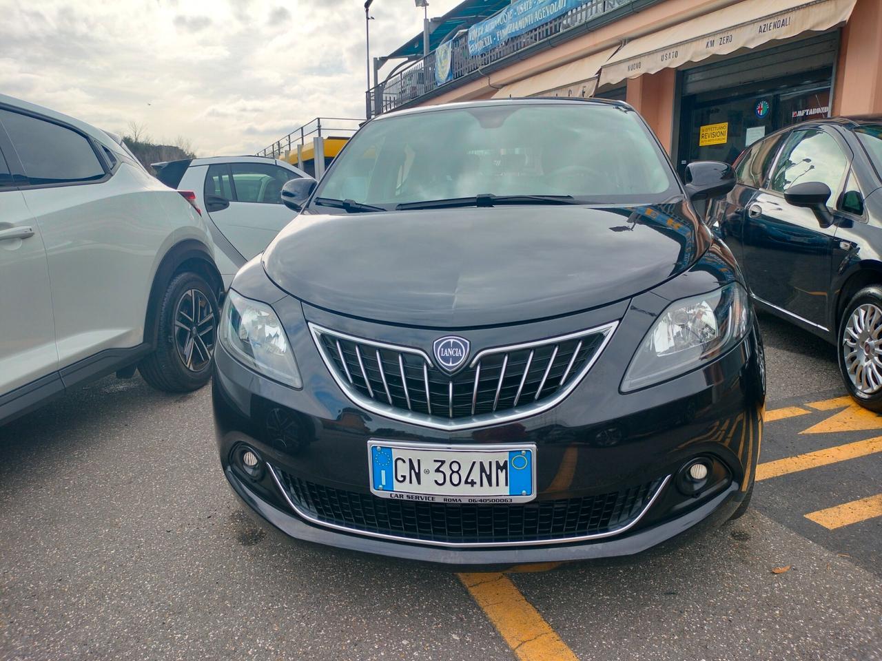 Lancia Ypsilon Hybrid Gold prezzo REALE