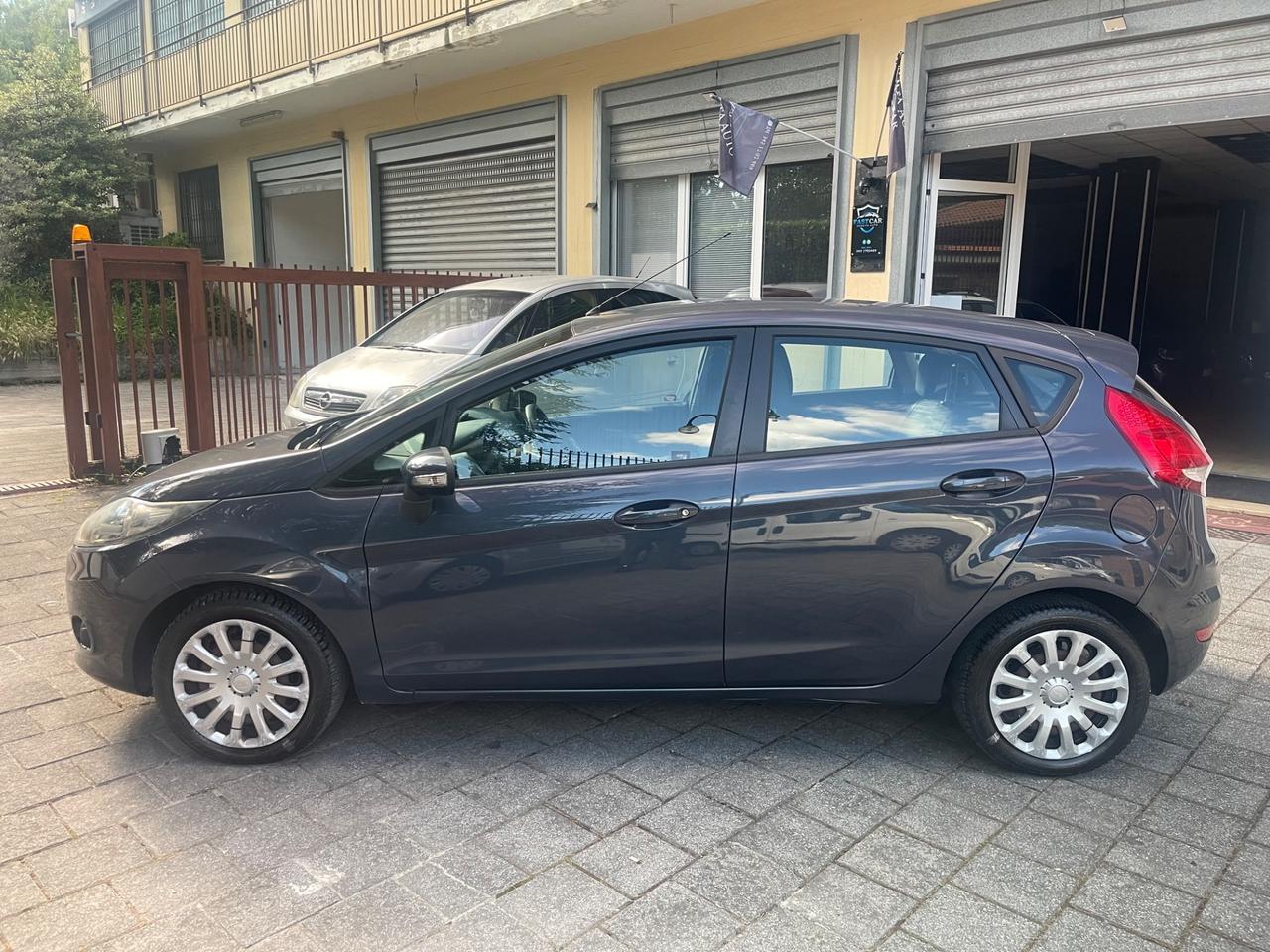 Ford Fiesta 1.4 TDCi 5p. Titanium