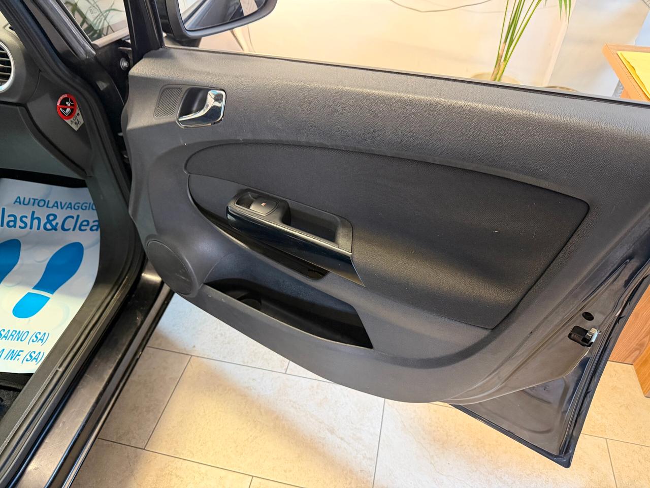 Opel Corsa 1.2 5p Cosmo FULL OP TAGLIANDATA NEOPATENTATI