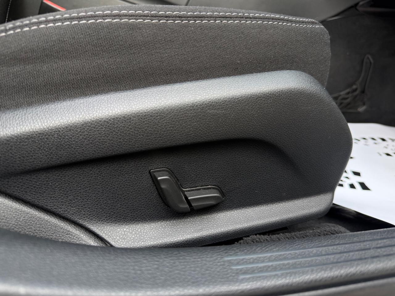 Mercedes-benz C 220 170CV LOOK AMG cerchi 19”