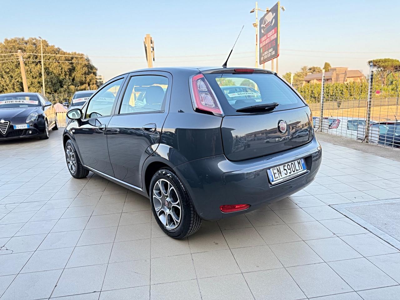 Fiat Punto 1.2 8V 5 porte Lounge Perfette Condizioni Garanzia 12 Mesi
