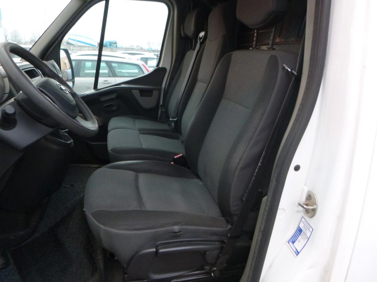 Nissan NV400 35 2.3 dCi PM-TA Furgone