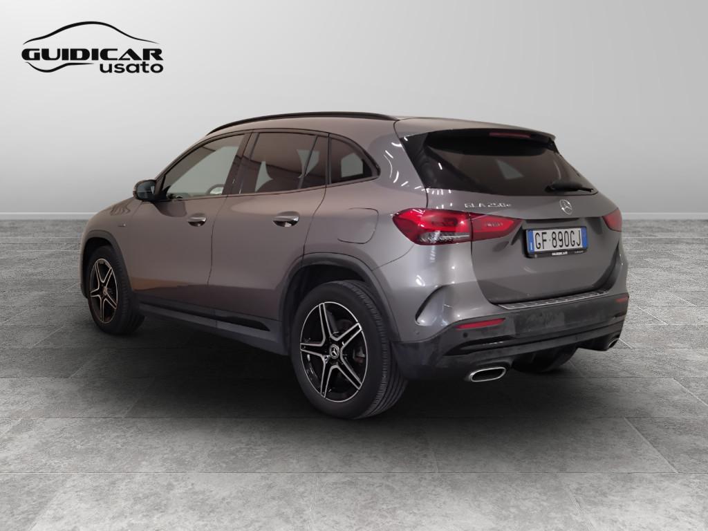 Mercedes-Benz GLA-H247 2020 - GLA 250 e phev (eq-power) Premium auto