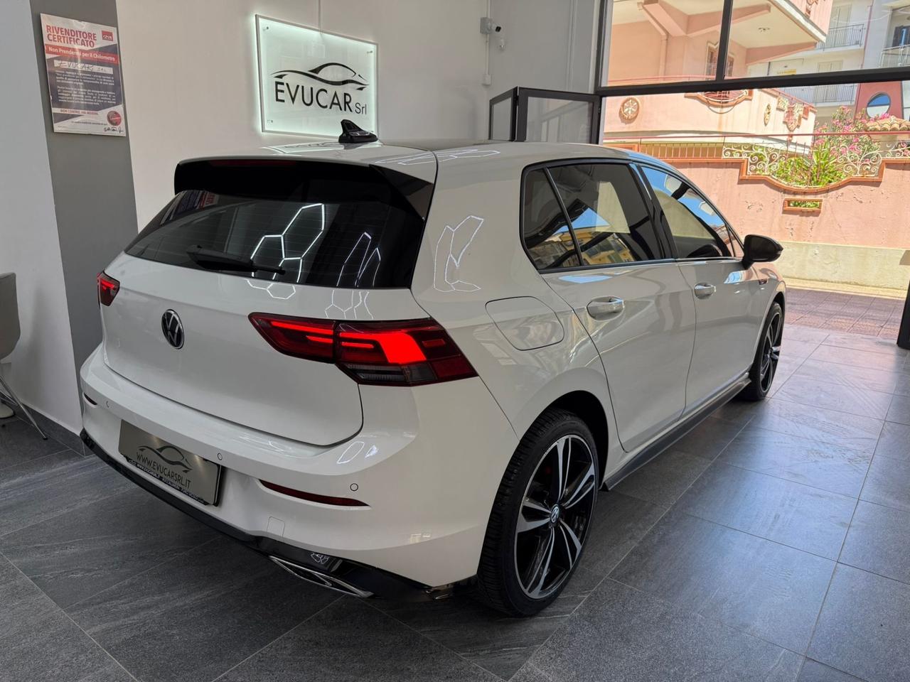 Golf 1.5 eTSI 150 CV EVO ACT DSG 1st Edition Style GTI