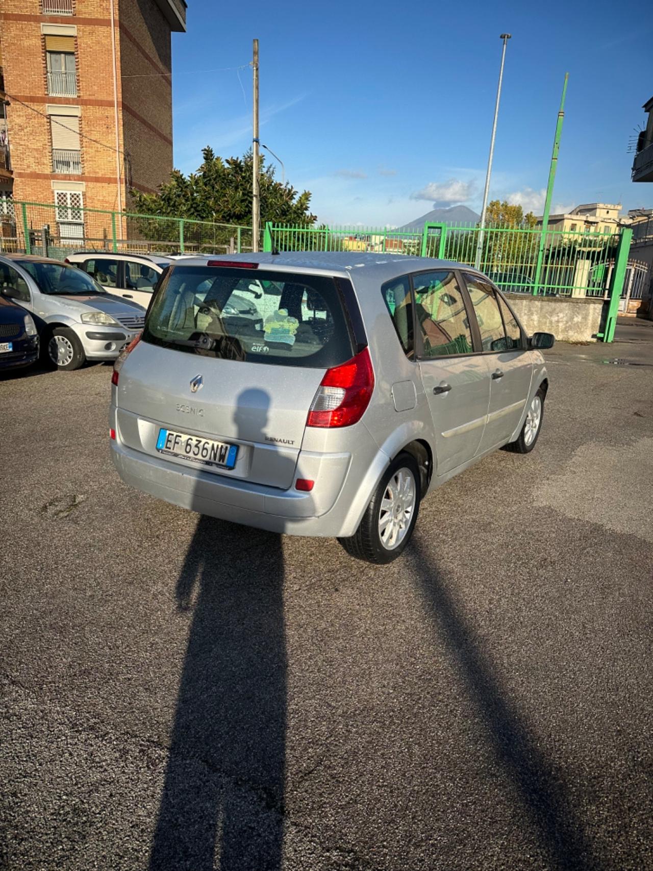 Renault Scenic Scénic 1.5 dCi/105CV Luxe