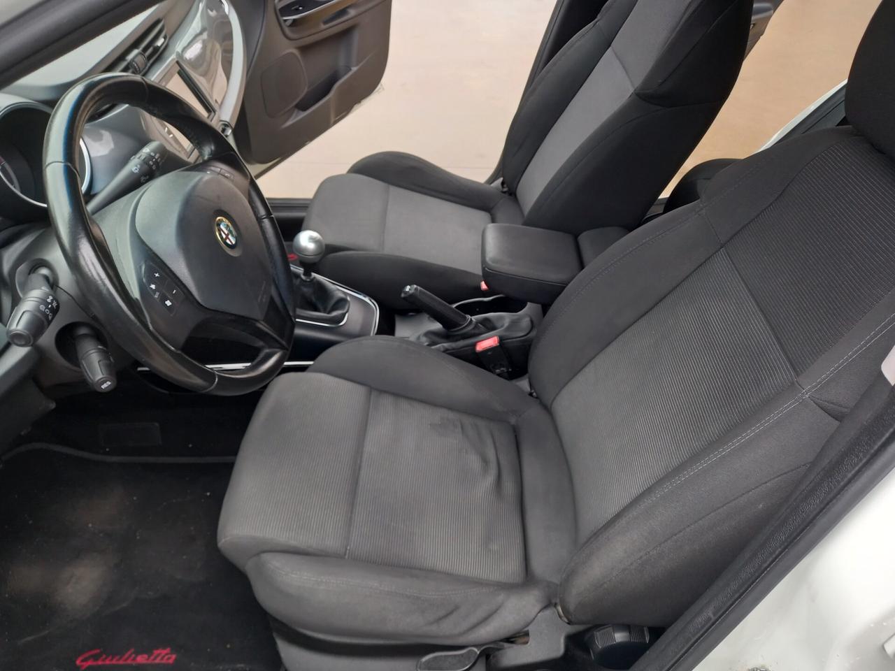 Alfa Romeo Giulietta 1.6 JTDm-2 105 CV Distinctive